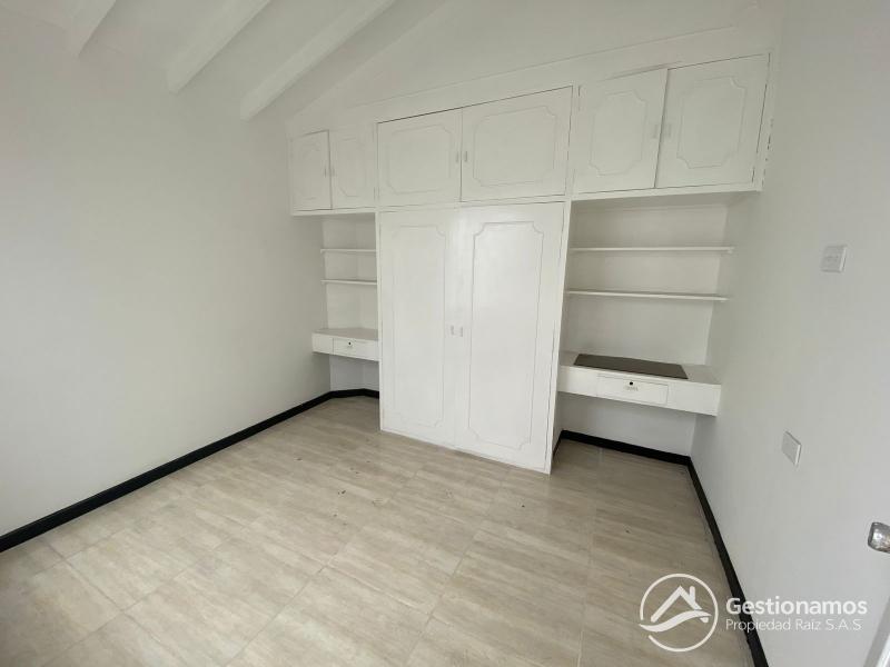 WhatsApp Image 2025-11-04 at 9.15.58 AM (1).jpeg